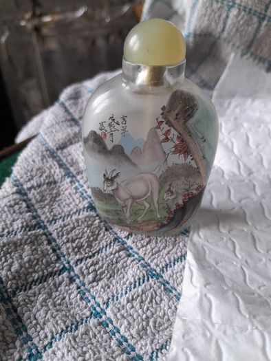 old oriental snuff bottle