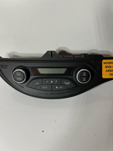 2019 Toyota Yaris Mk3 1.5 Hybrid Petrol A/c Heater Climate Control Unit A1l1b63s