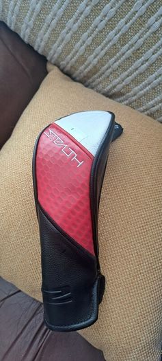 taylormade stealth 2. 5 hybrid.