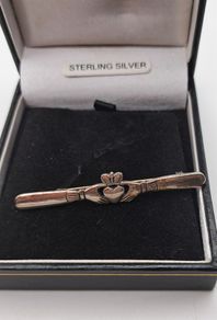 sterling silver claddagh brooch