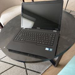 Laptop Compaq for parts or repair