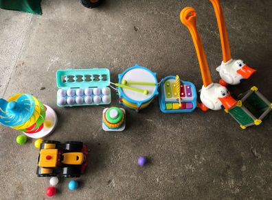 Kids toys