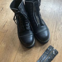 Leather dr martens 1460 boots 5.5