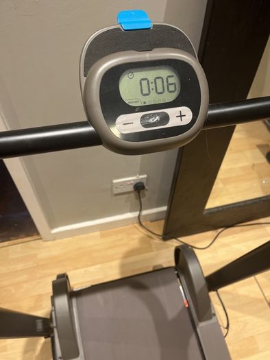 Folding magnetic treadmill