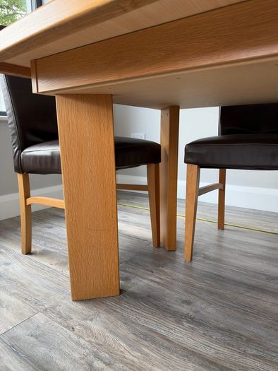 Oak extendable dining table + chairs