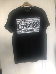 guess t-shirt size M
