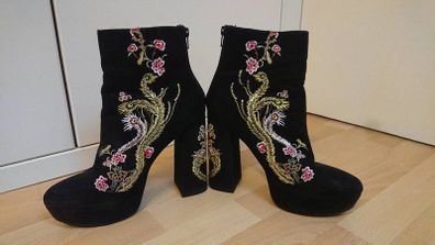 embroidered suede and leather platform ankle boot size 7