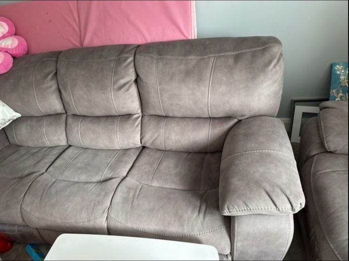 Ezliving Furniture Bradford 3 Seater Reclining Sofas