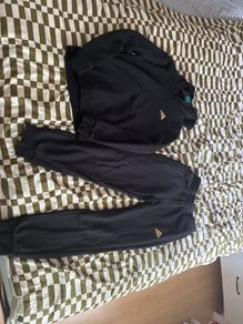 boys adidas tracksuit worn once like new 13/14