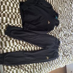 boys adidas tracksuit worn once like new 13/14