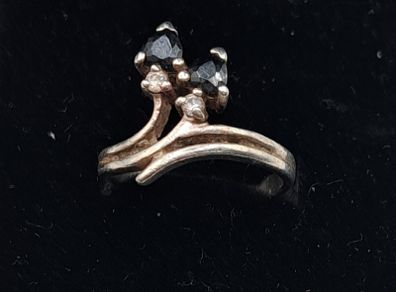 Vintage sterling silver  sapphire ring size K