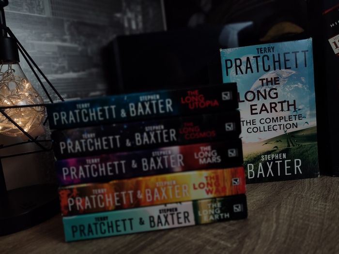 The Long Earth Series ! 5 Books Collection ! Boxset ! by Terry Pratchett and Stephen Baxter  !