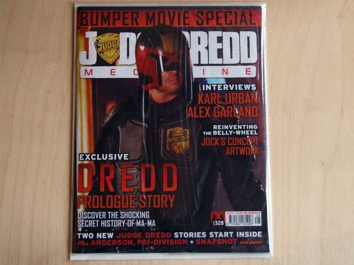 Judge Dredd Megazine 279 to 328 (Bagged with supplement)
