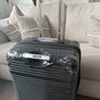 Medium size expandable luggage (new) Image 5