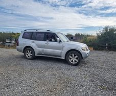 mitsubishi pajero shogun