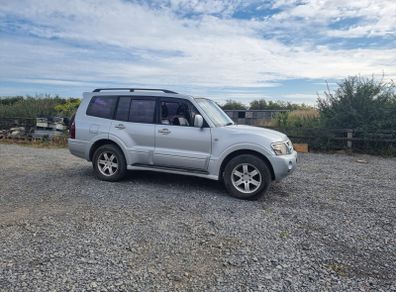 mitsubishi pajero shogun