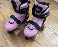Girls 4 Wheel Boot Skates Size Junior 11-1