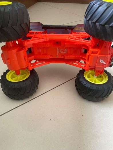 remote control monster truck