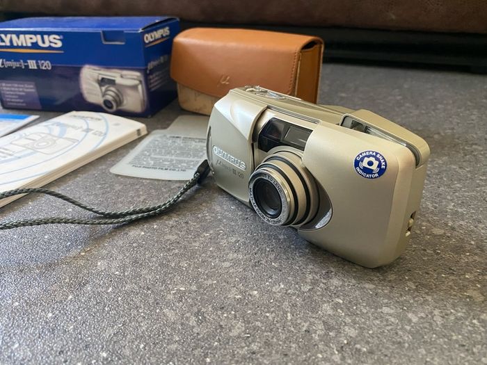 READ! Olympus MJU-III 120 Compact Point & Shoot Film Camera 38-120mm Lens