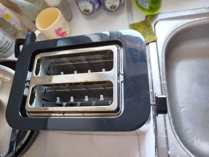 Silvercrest 2-Slice Toaster with Defrost & Reheat Functions