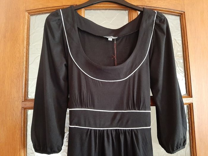 BNWT Therapy Dress, Size 12, Cost 45 Euro New