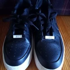 Nike Air Force 1 ladies trainers black 4 37.5