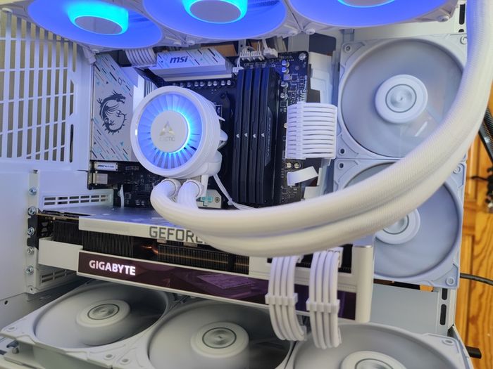 Gigabyte GeForce RTX 3080 VISION OC 10G Graphic Card - price incl. shipping