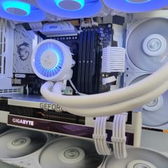Gigabyte GeForce RTX 3080 VISION OC 10G Graphic Card - price incl. shipping