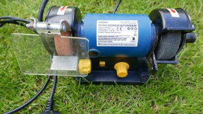 Workzone Mini Bench Grinder