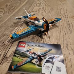 LEGO Technic Stunt Plane 42117