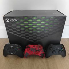 Xbox Series X 1TB Boxed Bundle - 3 Controllers & Venom Stand
