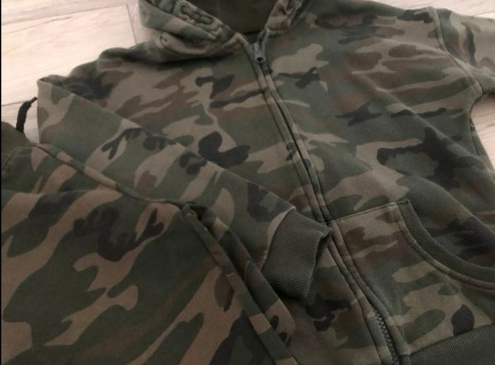 Boys tracksuits set size 6/7 years old