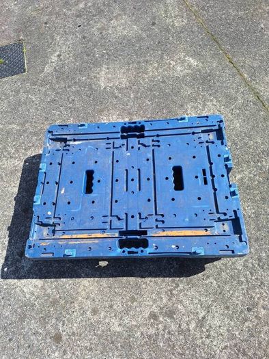 Heavy duty double crate dolly