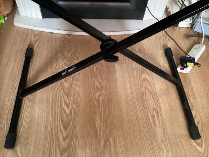 EM-10 Creative Keyboard with music stand and keyboard stand in excellent working condition for quick sale