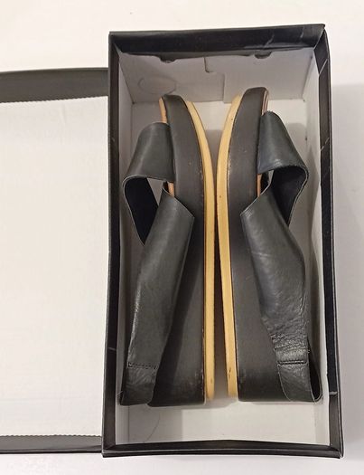 Soft Leather Sandals