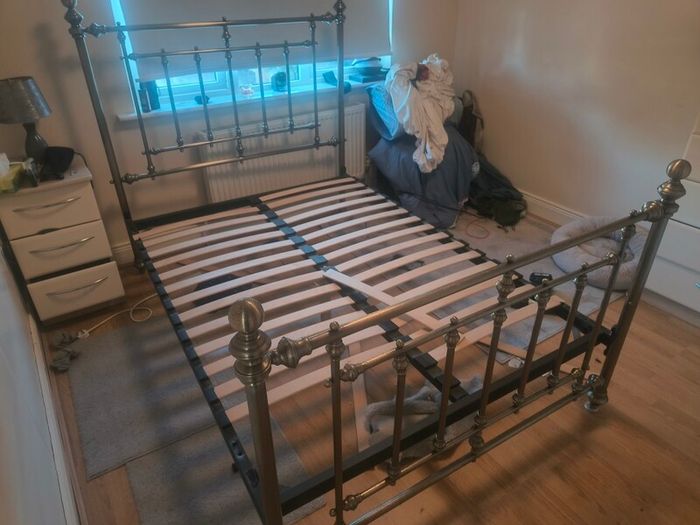 double bed frame free