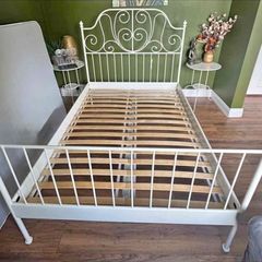 Beautiful Sturdy White Metal 4Ft 6 Double Bed Frame - Can Deliver