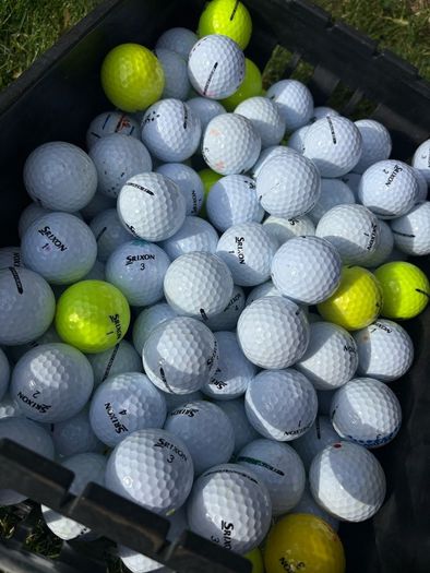 20 Srixon (Qstar) Golf Balls