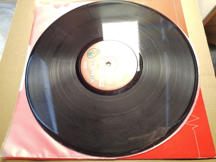 Short & Curly - Gettin Funky - Strawberry Records - SCARCE 90s Piano House Classic!