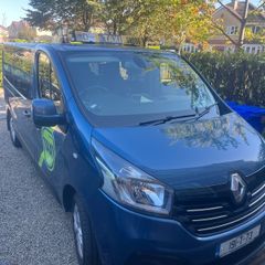 taxi 9 seater wheelchair