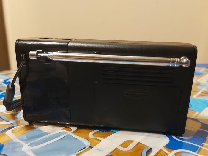 Sony Radio ICF-P37, Good working condition.