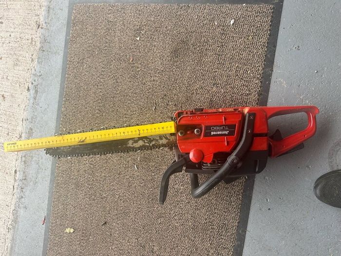 Chain saw. Jonsered CS2141 S