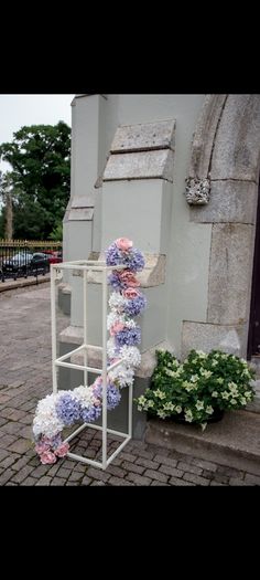 wedding stands and flowers
