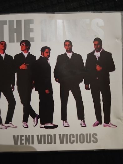 The Hives - Veni Vidi Vicious.