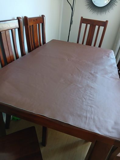 Dining Table and 6 Chairs