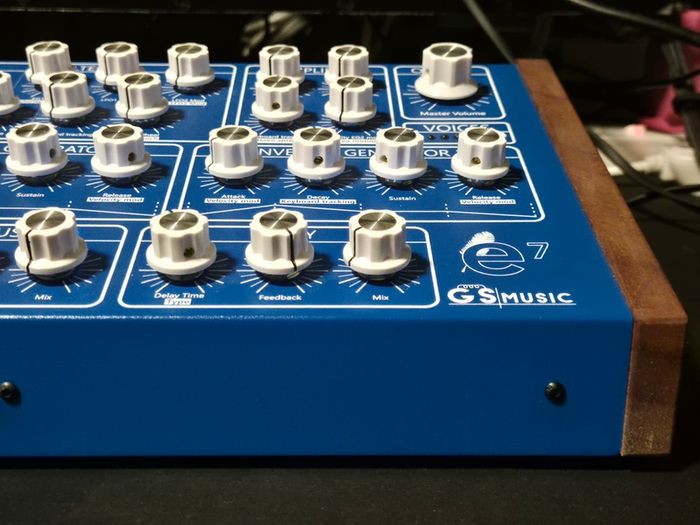GS Music E7 Analog Poly Synth (Free Shipping)
