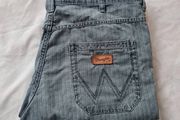 wrangler benton cotton jeans Size 36/32 zip fly green stripe in excellent condition