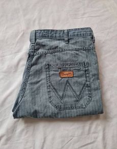 wrangler benton cotton jeans Size 36/32 zip fly green stripe in excellent condition