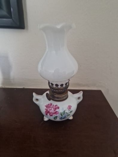 miniature oil lamp