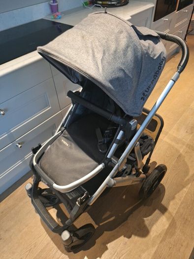 Uppa baby vista, RumbleSeat, Bassinet inc assessories
